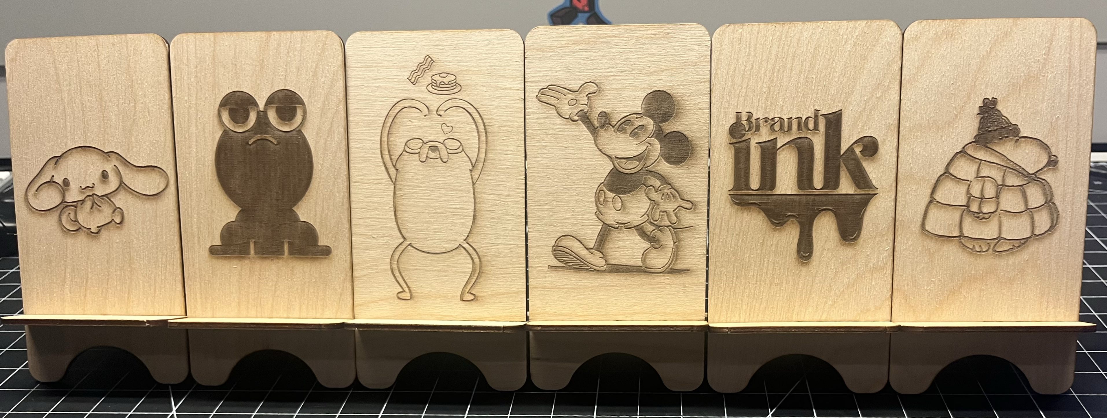 Final assembled phone holders.